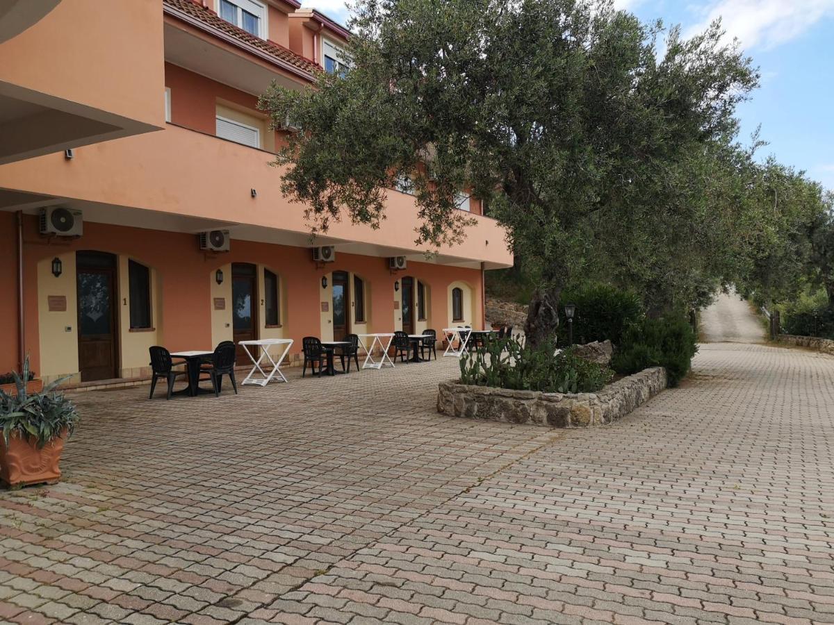 Agriturismo Catena Ciro Экстерьер фото